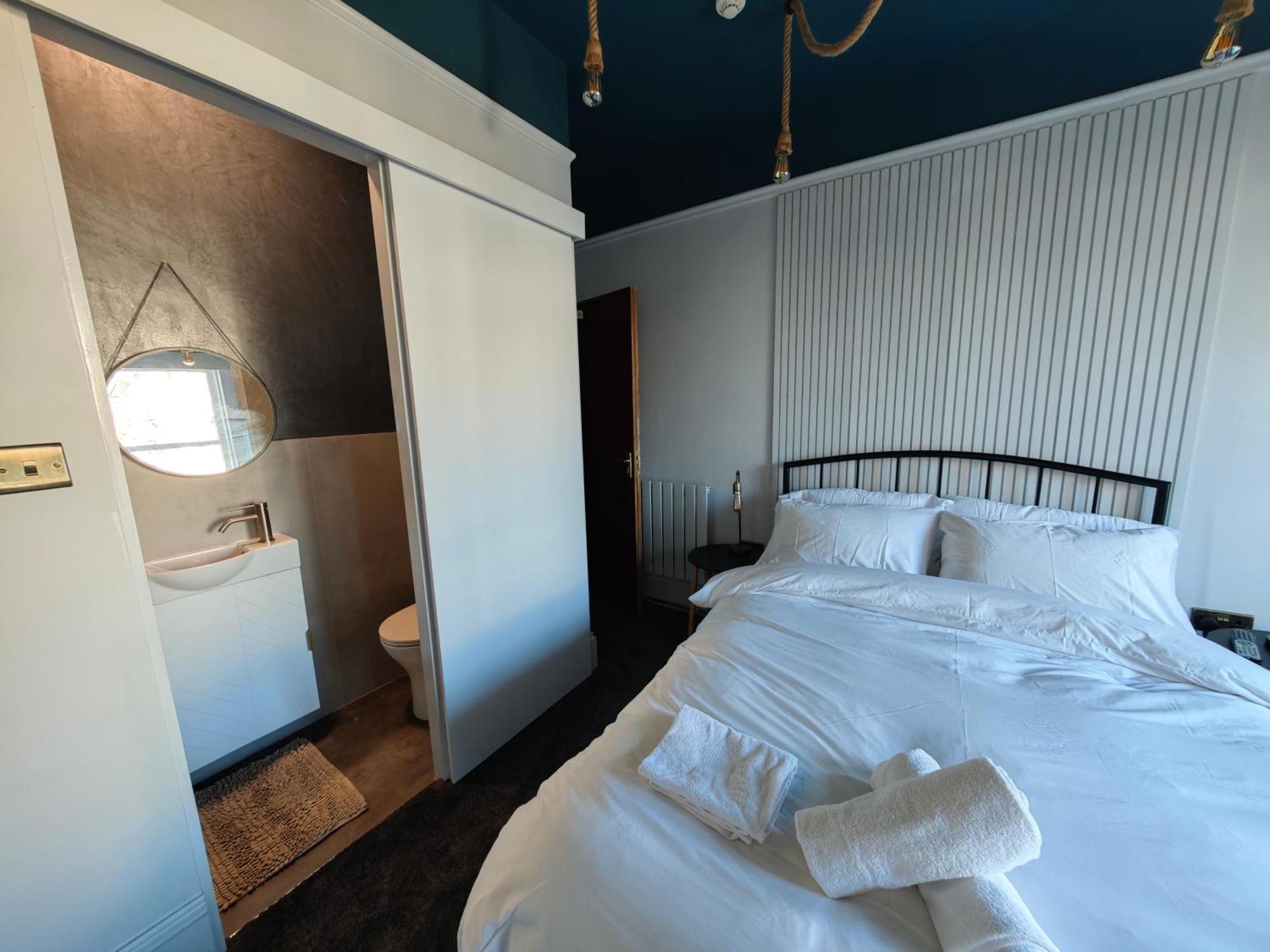 Styles & White Stays - Central Newquay Ньюкі Екстер'єр фото